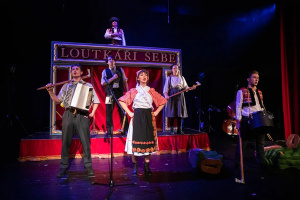 ebbf5af1a0c1659e25bc61a7f84cd4750d731ada